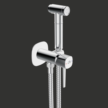 Produsul se încadrează în clasa de debit Z, având un consum de apă de maximum 9 l/min, ceea ce contribuie la eficiență și economie, fără a afecta confortul utilizării.