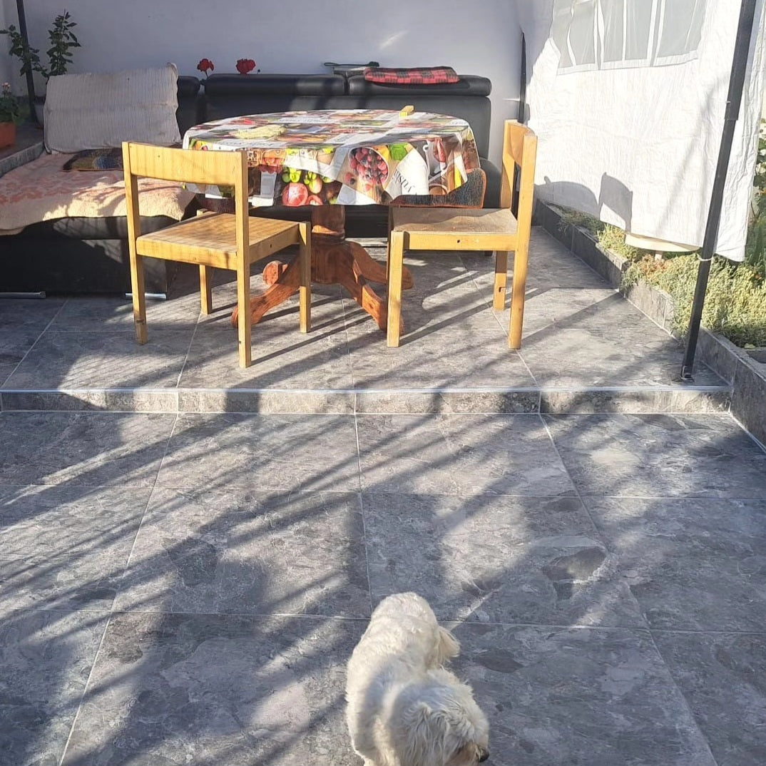 Gresie Portelanata Import Italia - Model Dark din Colectia MUN